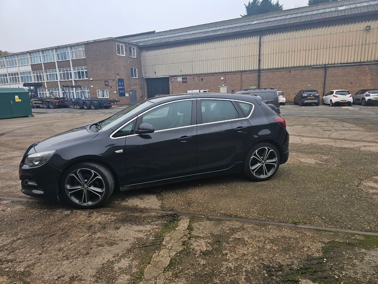 Vauxhall, ASTRA, Hatchback, 2015, Manual, 1956 (cc), 5 doors