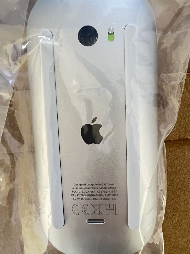 BRAND NEW 100% Genuine Apple Magic Mouse Multi-Touch Surface Bluetooth Rechargeable White-BUY ME