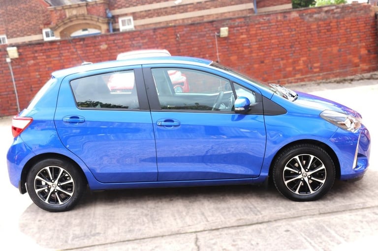 2019 Toyota Yaris 1.5 VVT-i Icon Tech 5dr HATCHBACK PETROL Manual