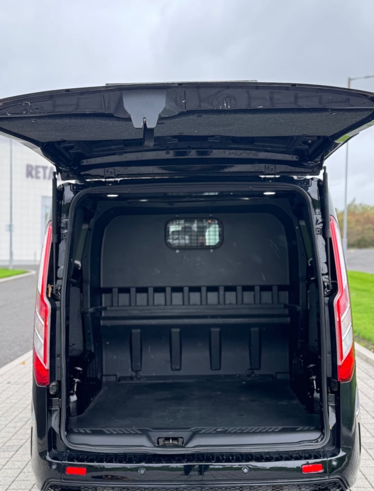 Ford Transit Custom Crew Cab MS-RT rep Auto 2019 (68)  