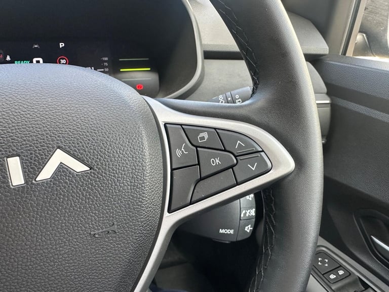 2025 Dacia Jogger Extreme HYBRID 140 MY24 MPV Petrol/Electric Hybrid Automatic