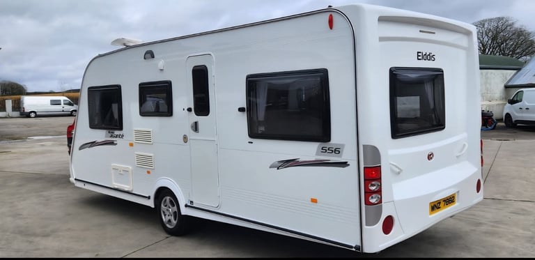 STUNNING ELDDIS 556 FULL 6 BERTH TRIPLE BUNKS + AWNING