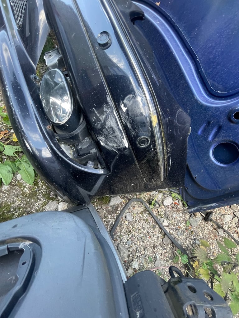 Mercedes w203 c class front sport bumper 2004-2007 saloon or estate breaking car