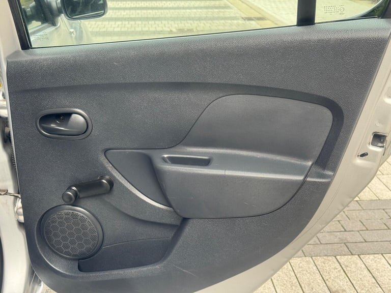 2016 Dacia Sandero 0.9 TCe Ambiance Euro 6 (s/s) 5dr HATCHBACK Petrol Manual