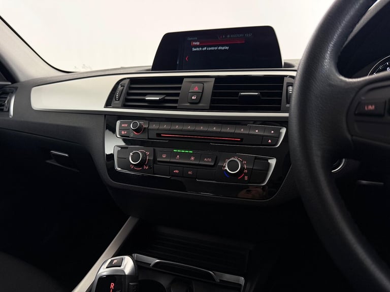 2018 BMW 1 Series 118i [1.5] SE 5dr [Nav/Servotronic] Step Auto HATCHBACK PETROL Automatic