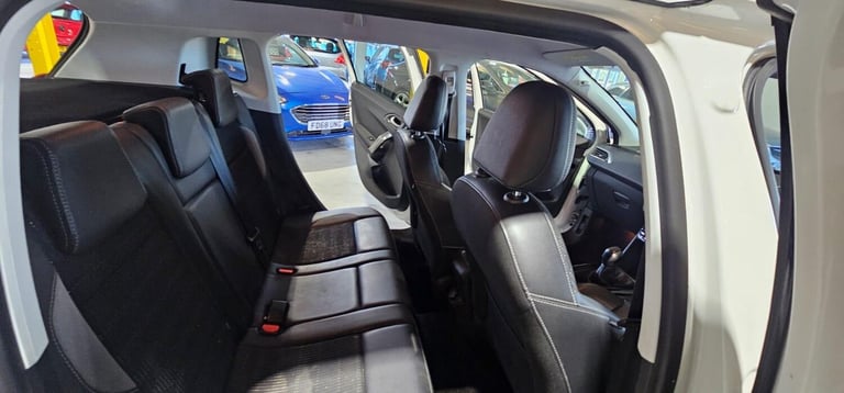  Peugeot 2008 1.2 PureTech Allure Euro 6 5dr Petrol Manual