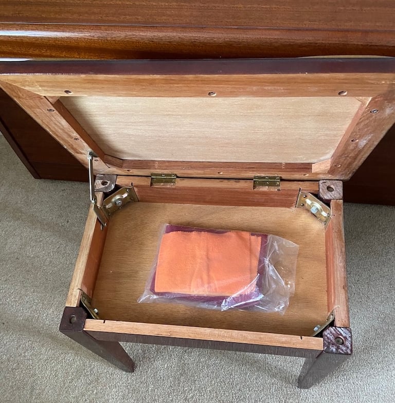 PIANO: Bentley Compact 85C Upright, in bright mahogany