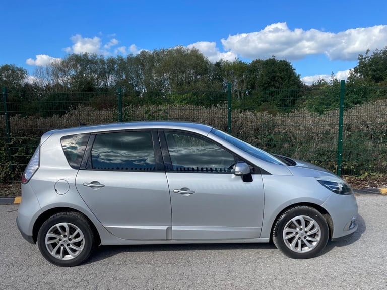 RENAULT SCENIC 1.5 DCI DYNAMIQUE TOM TOM 62 REG 5 DOOR MPV MOT DECEMBER 19TH TAX £35 60+MPG