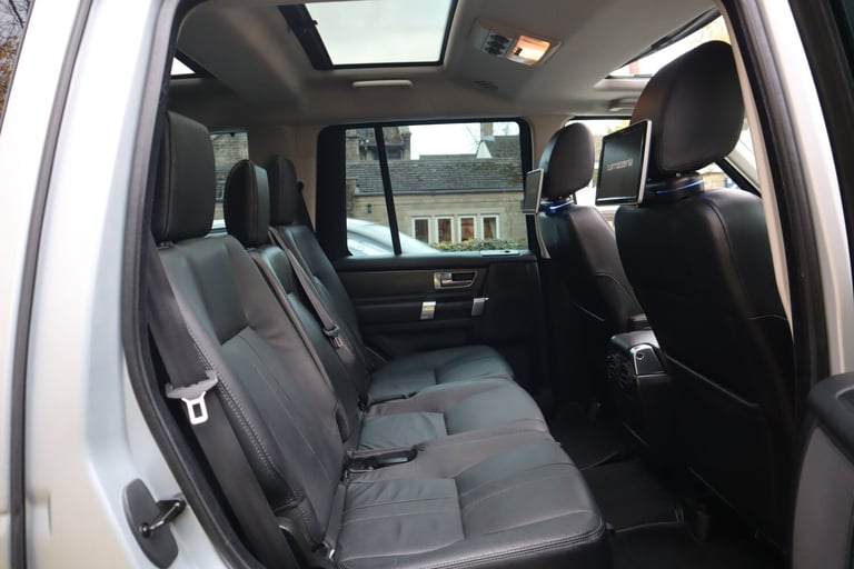 2010 Land Rover Discovery 4 5.0 V8 SE COMMANDSHIFT AUTO 4WD 5DR  4X4 Petrol Automatic