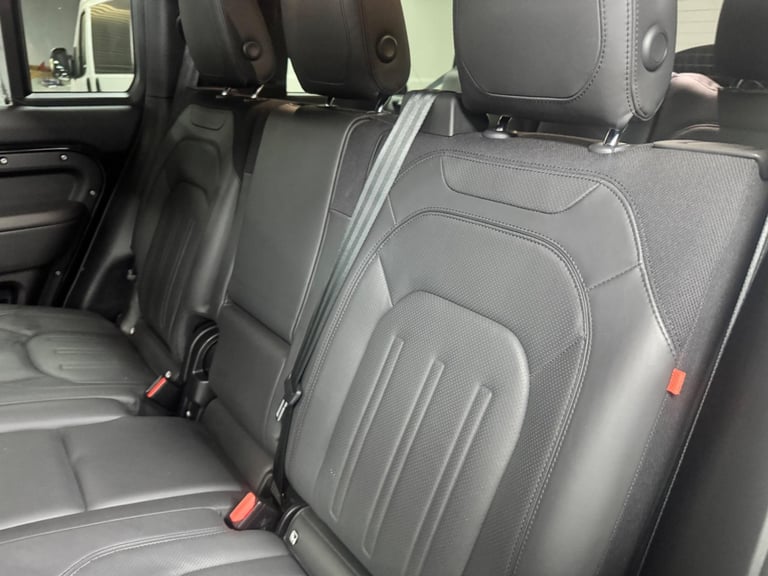 2023 Land Rover Defender 130 3.0 D300 MHEV X Auto 4WD Euro 6 (s/s) 5dr ESTATE Diesel Automatic