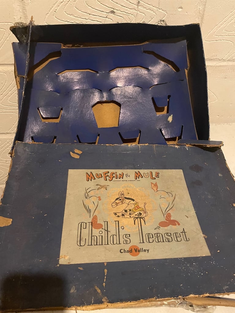 Muffin the Mule Tea Set