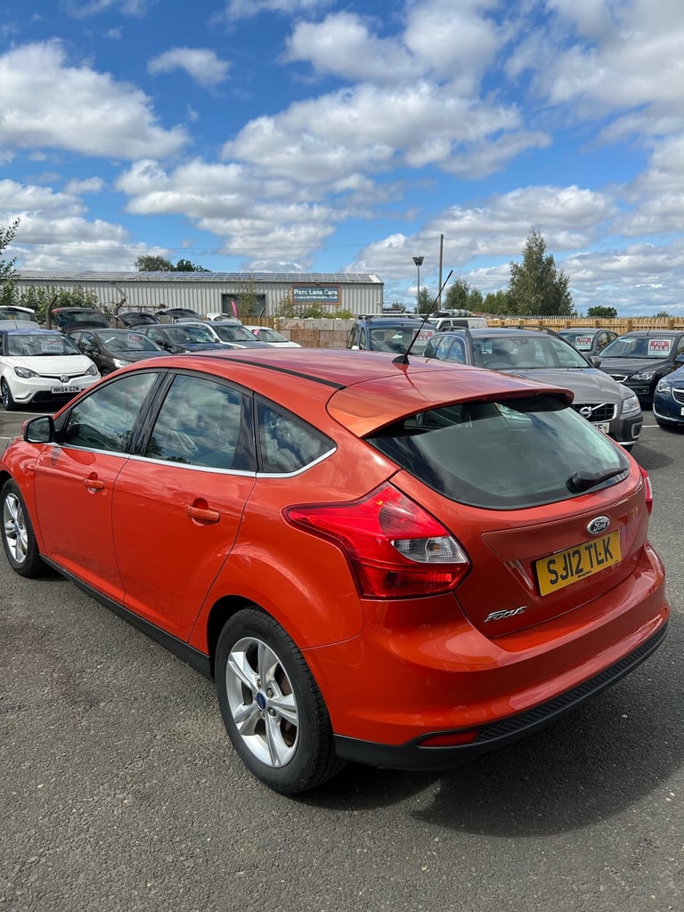 2012 Ford Focus 1.6 Zetec 5dr HATCHBACK Petrol Manual