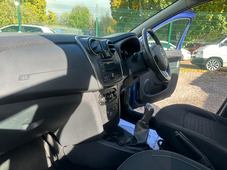 2013 Dacia Sandero 0.9 TCe Laureate Euro 5 5dr HATCHBACK Petrol Manual