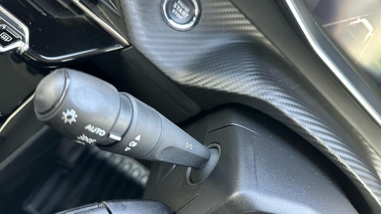 2022 Peugeot 2008 1.2 PureTech Allure Premium 5dr HATCHBACK PETROL Manual