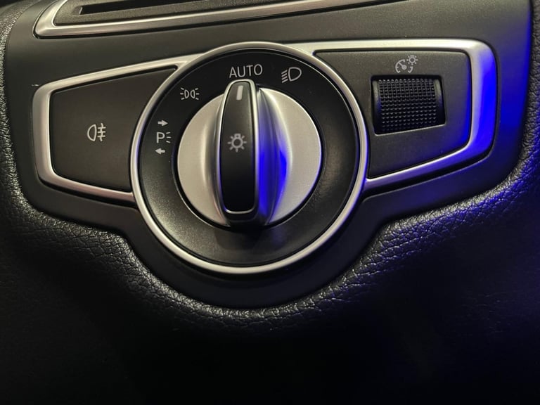 2019 Mercedes-Benz C Class C300 AMG Line Premium 2dr 9G-Tronic CONVERTIBLE PETROL Automatic