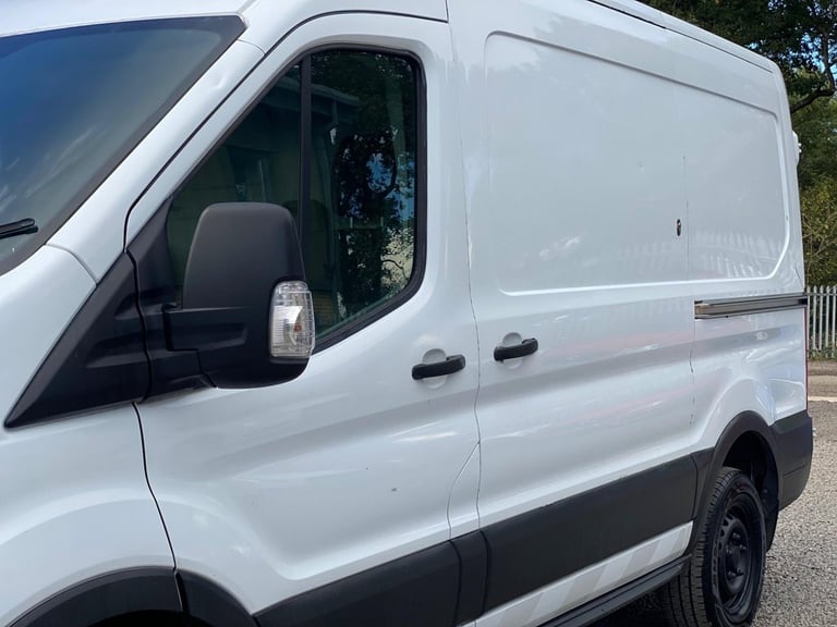 2017 Ford Transit 2.0 350 EcoBlue RWD L2 H2 Euro 6 5dr PANEL VAN Diesel Manual