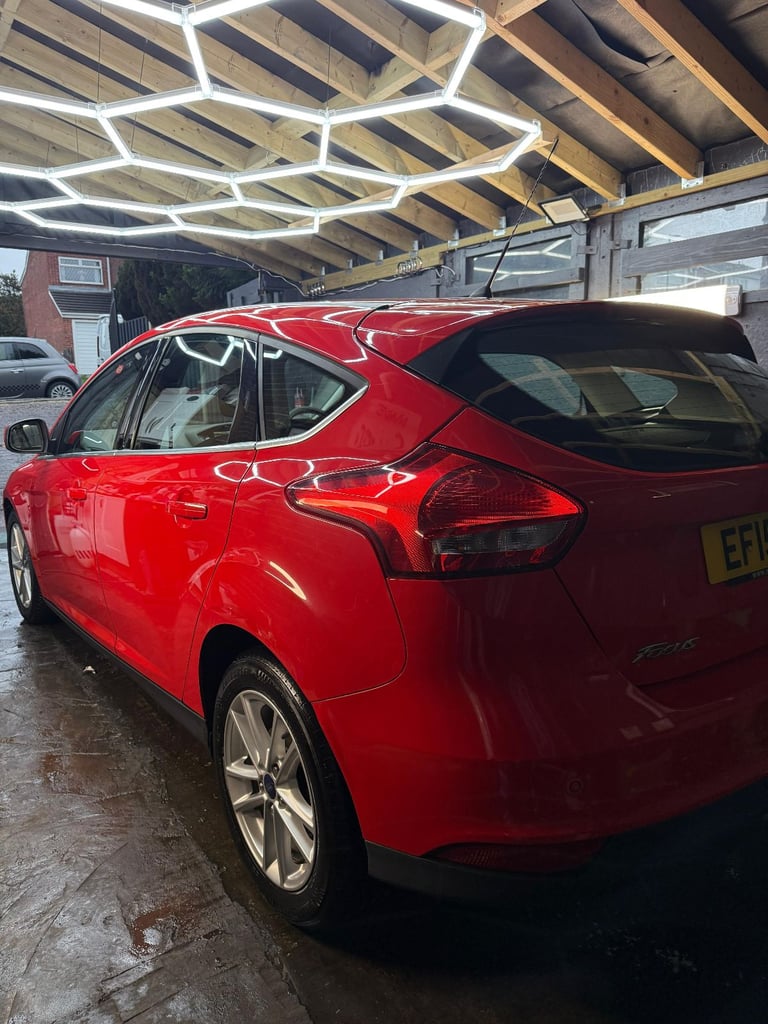 Ford, FOCUS, Hatchback, 2015, Manual, 1499 (cc), 5 doors