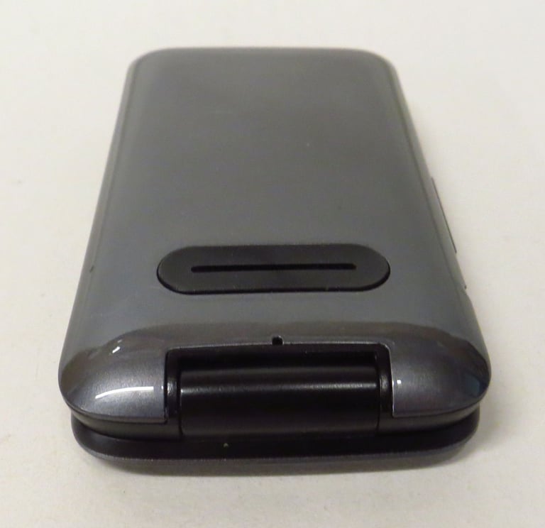 Alcatel 3025X Mobile Phone BIG BUTTON Flip Fold Grey + power adaptor Tested
