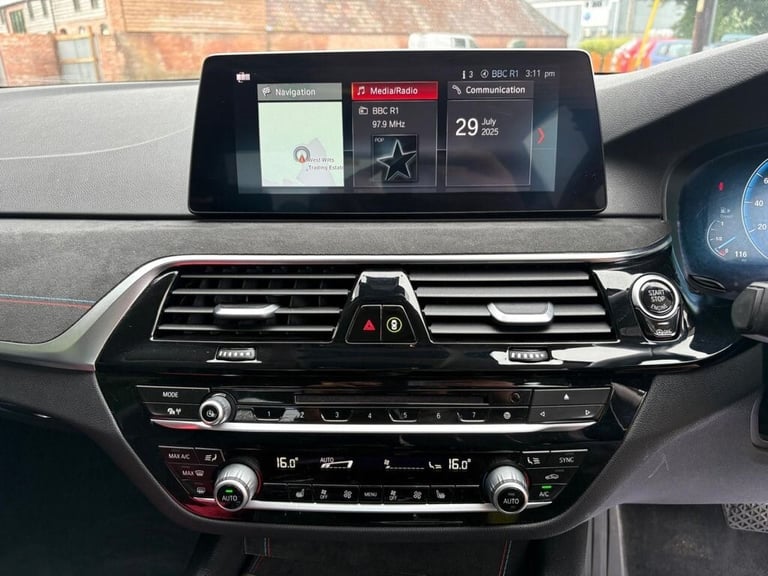 2018 68 BMW 5 SERIES 2.0 520D SE SALOON 4DR DIESEL AUTO EURO 6 (S/S) (190 PS) DI