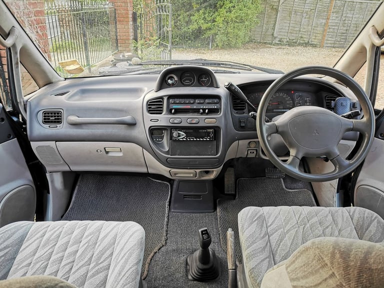 Mitsubishi Delica Space Gear, 1995, 2.8 diesel