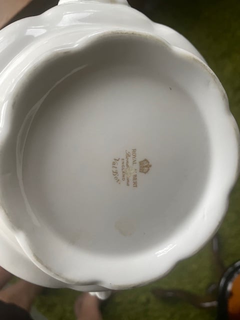 Royal Albert gold leaf teapot