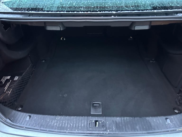 2013 Mercedes-Benz E Class E300 BlueTEC Hybrid SE 4dr 7G-Tronic SALOON DIESEL/ELECTRIC Automatic