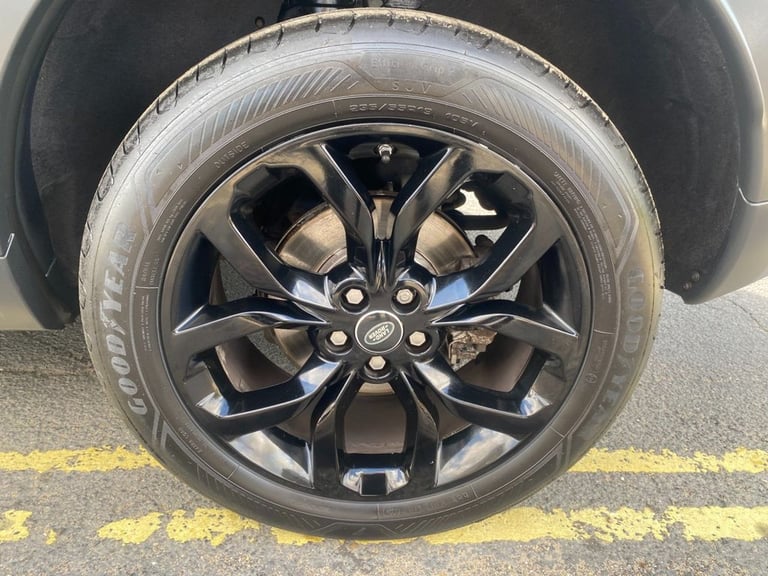 2018 Land Rover Discovery Sport 2.0 TD4 HSE SUV 5dr Diesel Auto 4WD Euro 6 (s/s) (180 ps) ESTATE ...