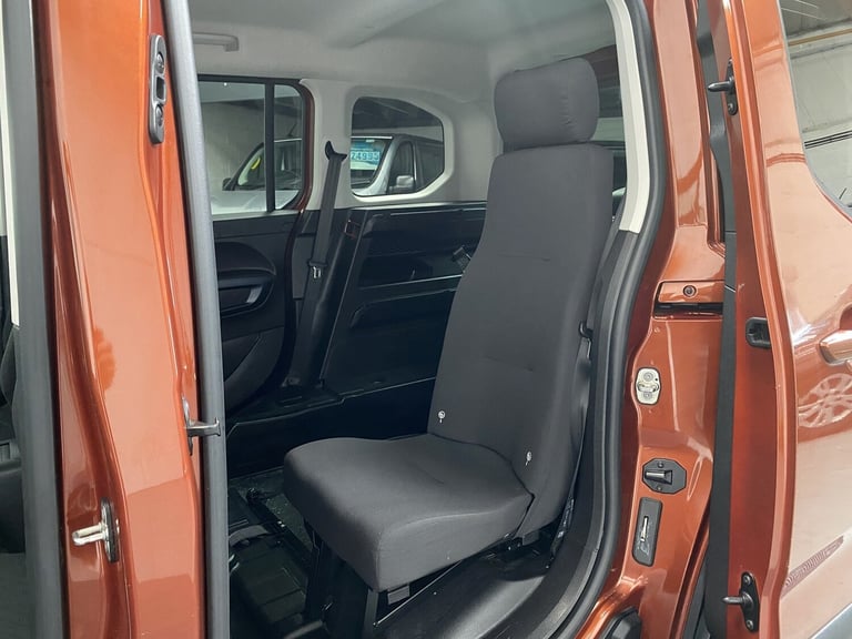 2020 20 Peugeot Rifter Allure 1.5 HDi 3 x SEAT WHEELCHAIR ACCESSIBLE VEHICLE WAV