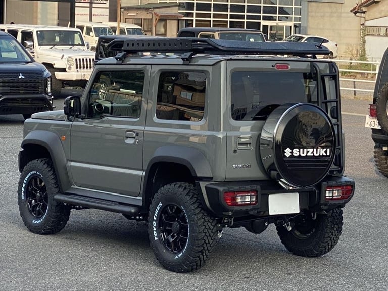 image for Suzuki jimny sierra 1.5 auto only 1800 miles japanese import body style kit 2025
