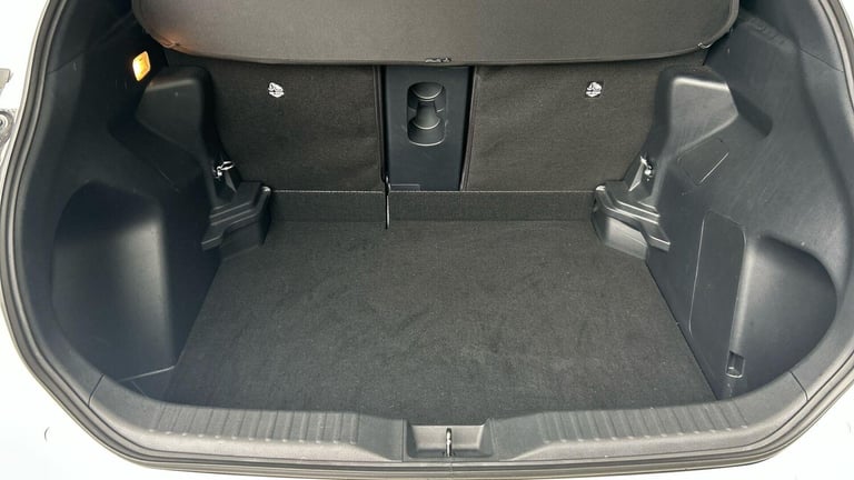  Toyota Yaris Cross 1.5 VVT-h Design SUV 5dr Petrol Hybrid E-CVT Euro 6 (s/s) (116 ps) Petrol/Ele...