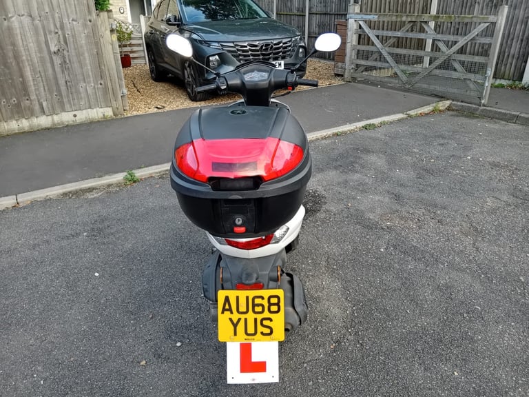 Peugeot, KISBEE, 2018, 49 (cc)