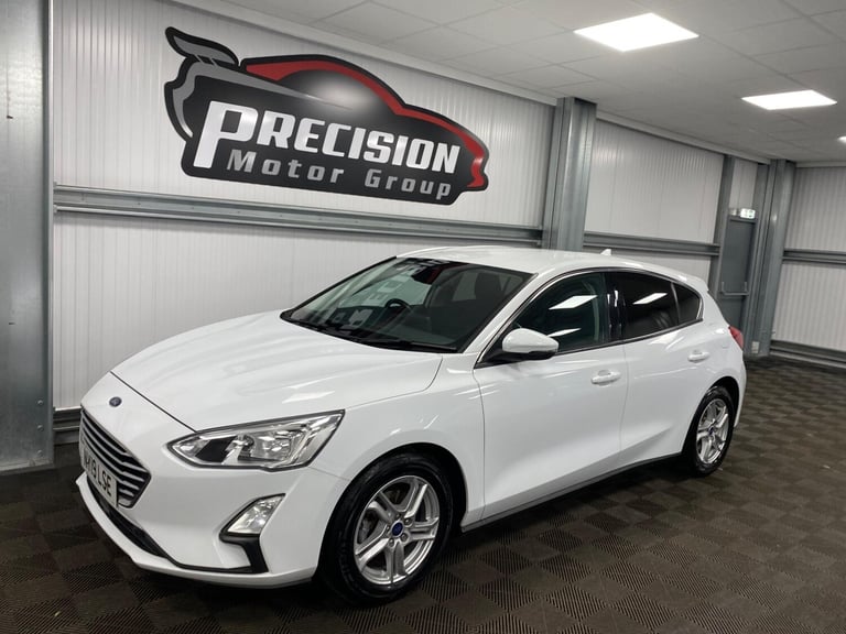 2019 Ford Focus 1.0T EcoBoost Zetec Euro 6 (s/s) 5dr HATCHBACK Petrol Manual