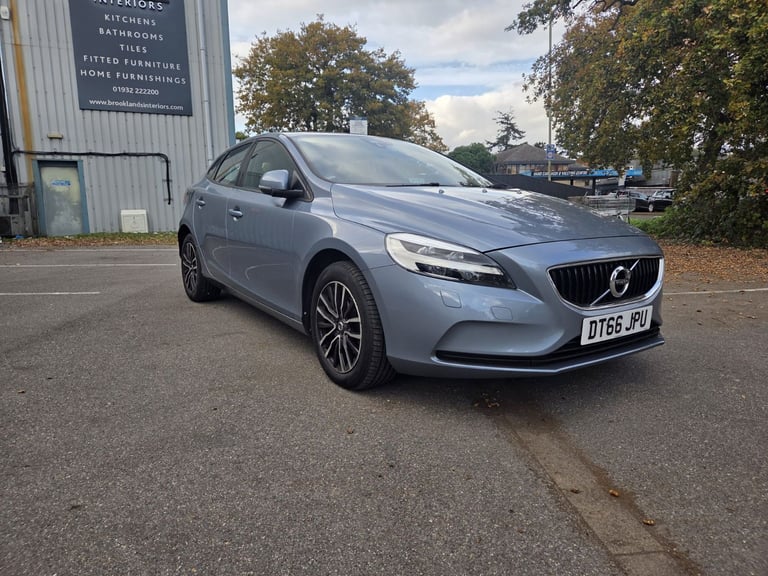 Volvo, V40, Hatchback, 2017, Manual, 1969 (cc), 5 doors