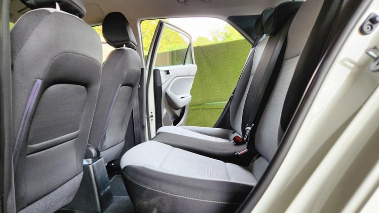 2017 Hyundai i20 1.2 Premium Euro 6 5dr HATCHBACK Petrol Manual