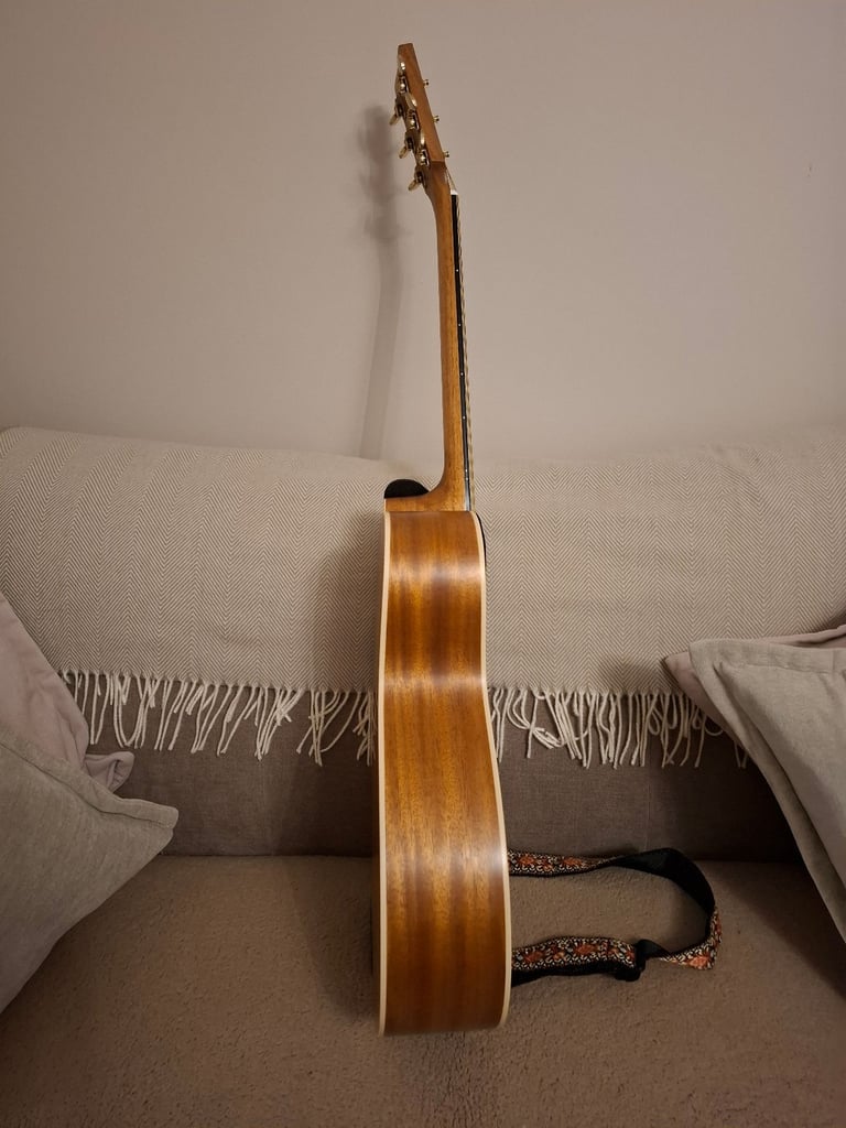 Yamaha Storia 1 Electro Acoustic Guitar