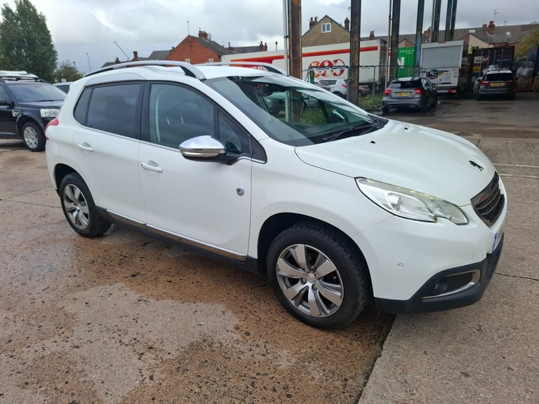 2014 Peugeot 2008 1.2 VTi Crossway 5dr HATCHBACK Petrol Manual