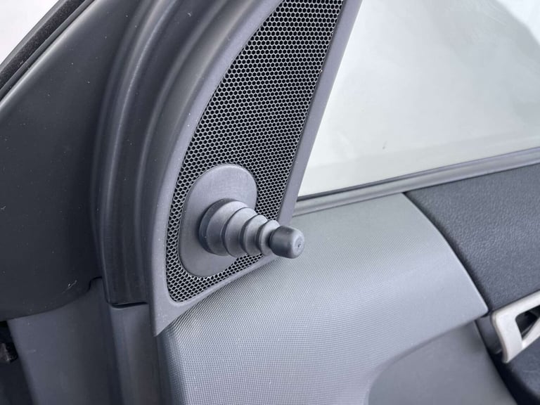 2004 smart forfour 1.5 CDI Passion Hatchback 5dr Diesel Manual (126 g/km, 95 bhp) Hatchback Diese...