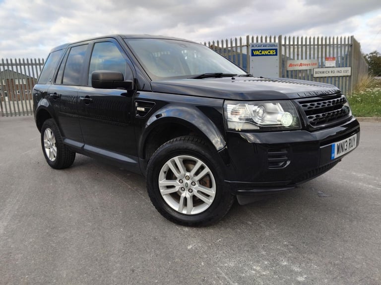 LAND ROVER FREELANDER 2 2.2 TD4 Black and White Black Manual Diesel 2013