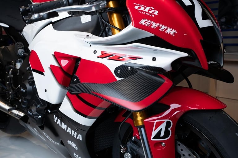 YAMAHA R1 GYTR - YAMAHA 70TH ANNIVERSARY - YRT SUZUKA 8 HOURS REPLICA