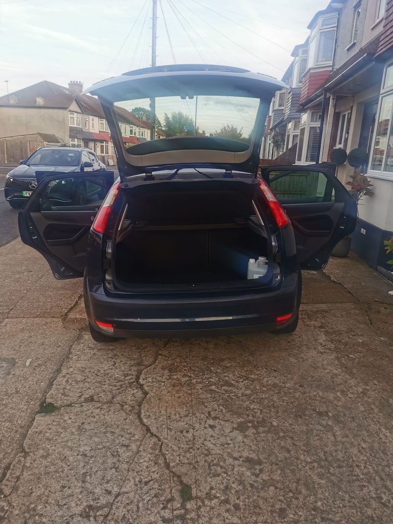 Ford, FOCUS, Hatchback, 2007, Manual, 1596 (cc), 5 doors