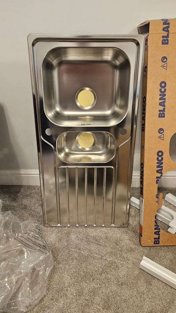 Kitchen sink brand new Blanco Dinas 6s 6s 1.5