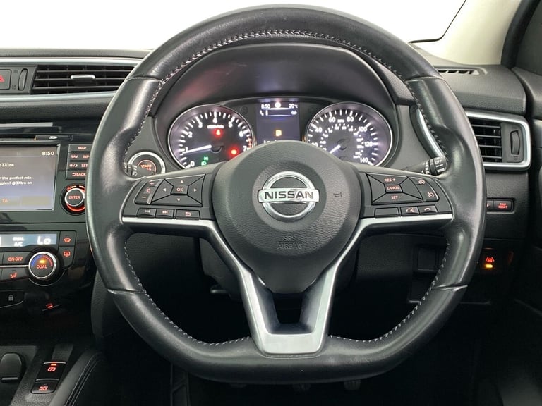 2017 Nissan Qashqai 1.2 DiG-T Tekna 5dr HATCHBACK PETROL Manual