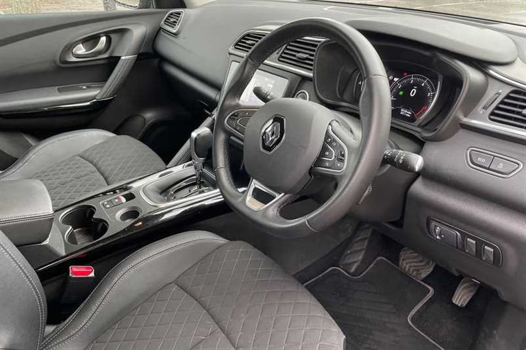 2019 Renault Kadjar 1.3 TCe Iconic SUV 5dr Petrol EDC Euro 6 (s/s) (140 ps) SUV Petrol Automatic
