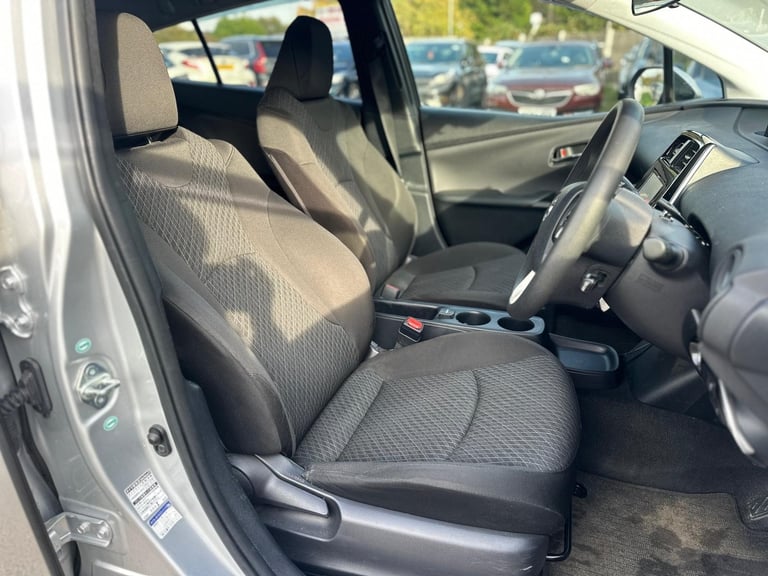 2018 Toyota Prius 1.8 Hybrid Automatic 5dr 5 Seats Hatchback Petrol/Electric Hybrid Automatic