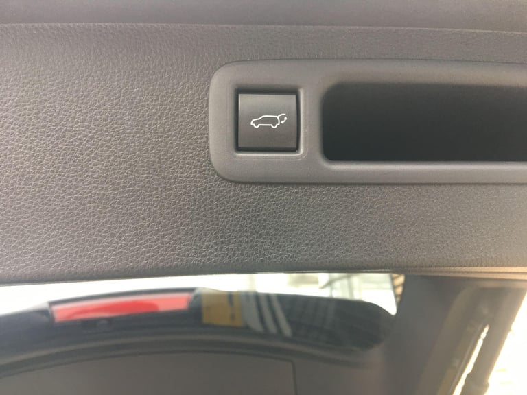 2021 Toyota Highlander 2.5 VVT-h Excel SUV 5dr Petrol Hybrid CVT 4WD Euro 6 (s/s) (248 ps) ESTATE...