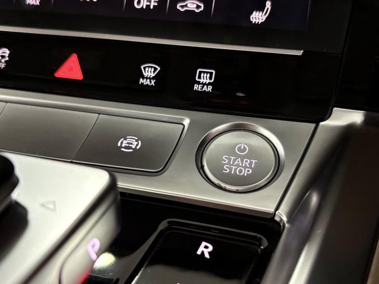  Audi e-tron 55 Launch Edition Auto quattro 5dr 95kWh Electric Automatic
