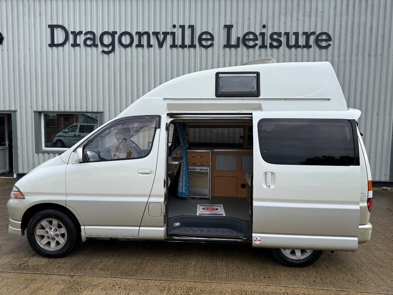 1997 Toyota Granvia Wellhouse 2.7 Petrol Automatic Camper Van 4 Berth
