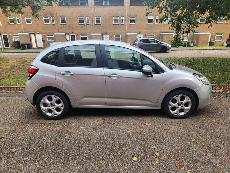 Citroen, C3, Hatchback, 2016, Manual, 1199 (cc), 5 doors