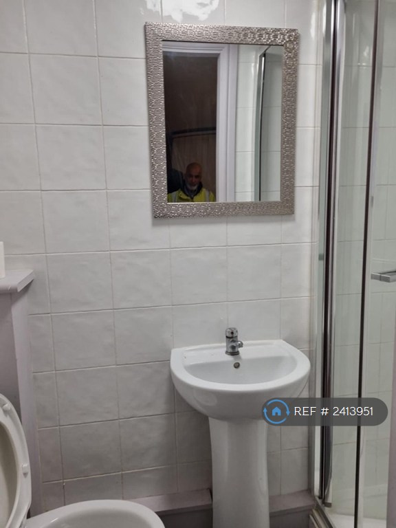 1 bedroom in Balby Road, Doncaster, DN4 (#2413951)