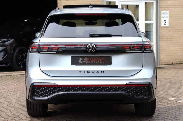 2025 Volkswagen Tiguan 1.5 ETSI R-LINE DSG Estate PETROL Automatic